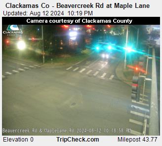 Traffic Cam Clackamas Co - Beavercreek Rd at Maple Lane